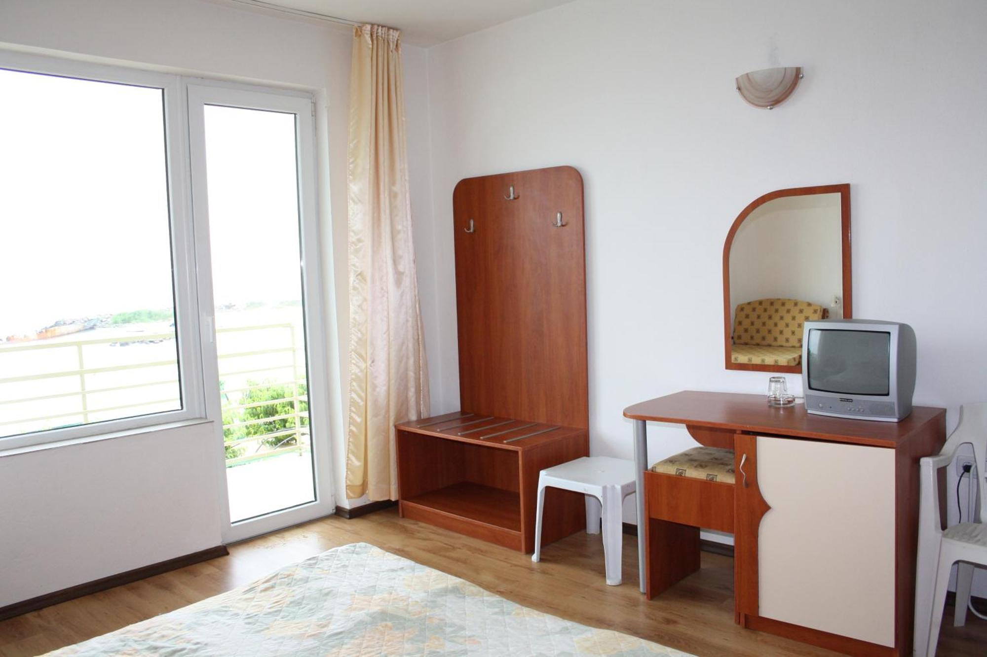 Harmony Beach Family Hotel Nesebar Buitenkant foto