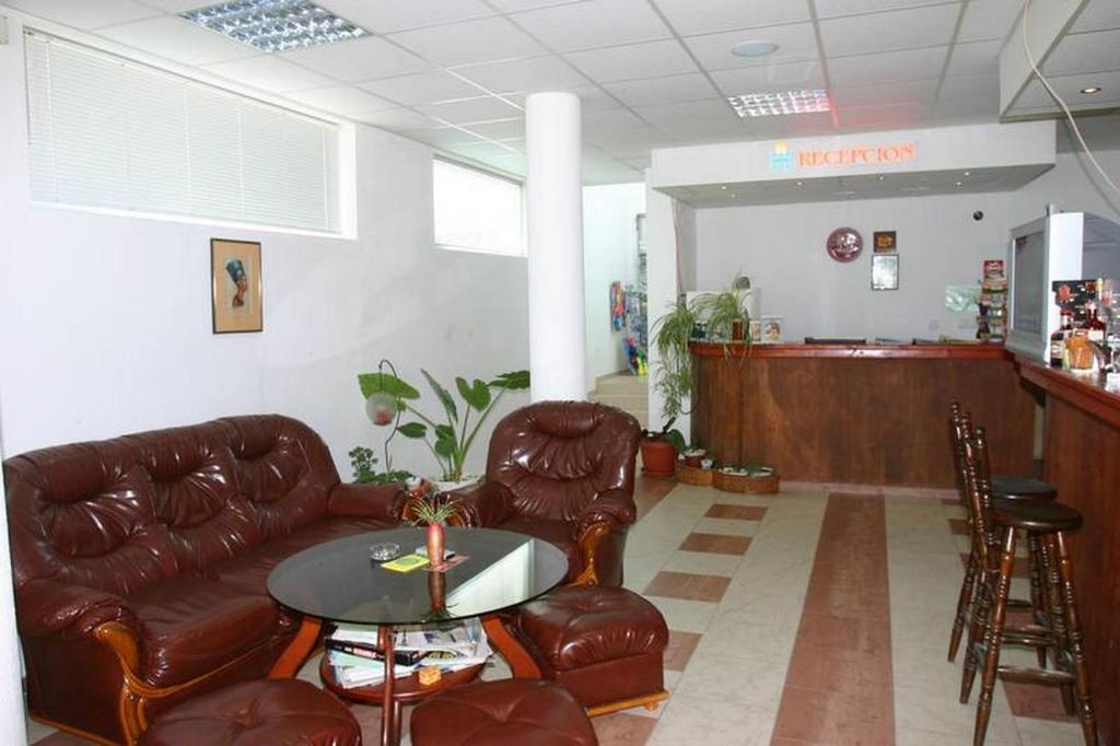 Harmony Beach Family Hotel Nesebar Buitenkant foto