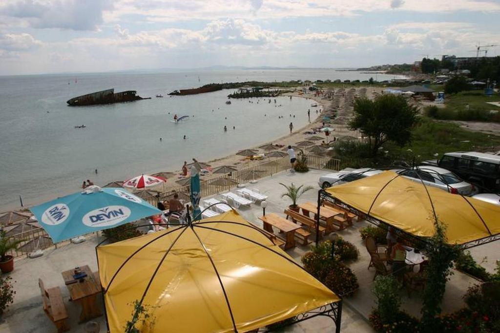 Harmony Beach Family Hotel Nesebar Buitenkant foto