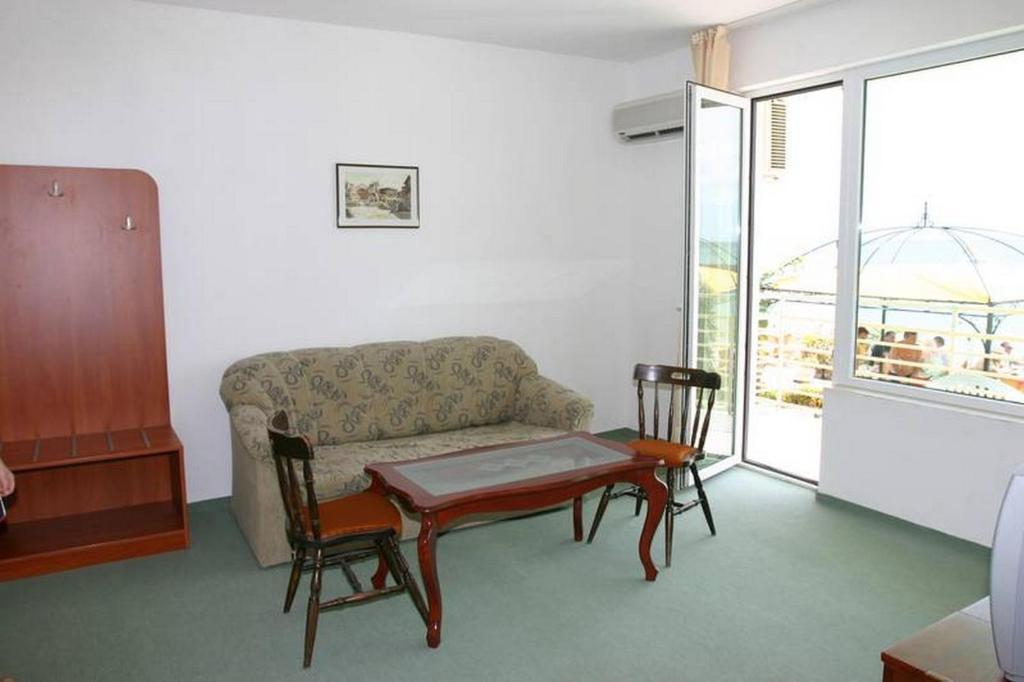 Harmony Beach Family Hotel Nesebar Kamer foto