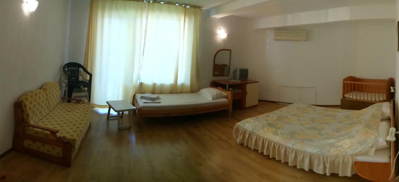 Harmony Beach Family Hotel Nesebar Buitenkant foto