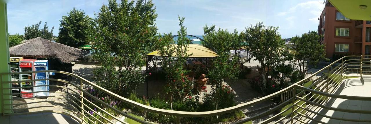 Harmony Beach Family Hotel Nesebar Buitenkant foto
